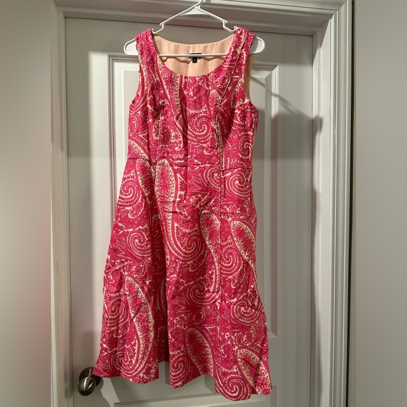 Talbots Dress Size 6 Pink Paisley - Picture 1 of 5